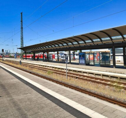 Kaiserslautern Germany Train Station 01.jpg